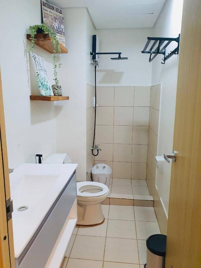 2 Bedroom Condo Vine Residences Quezon City With Pool Wifi Karaoke Board Games Netflix Exterior photo