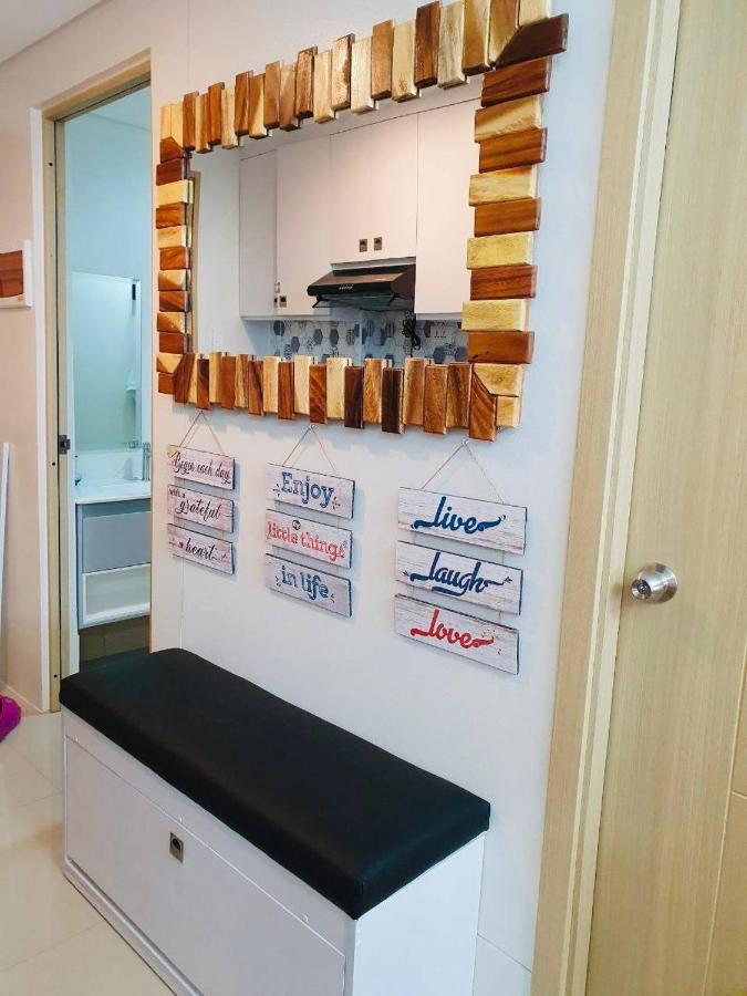 2 Bedroom Condo Vine Residences Quezon City With Pool Wifi Karaoke Board Games Netflix Exterior photo