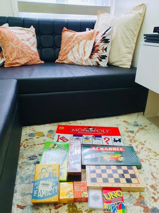 2 Bedroom Condo Vine Residences Quezon City With Pool Wifi Karaoke Board Games Netflix Exterior photo